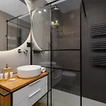 Near Expo Cracow Elegant By Renters Appartamento *