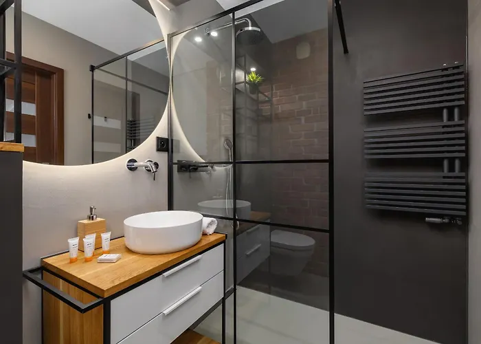 Near Expo Cracow Elegant By Renters Διαμέρισμα *